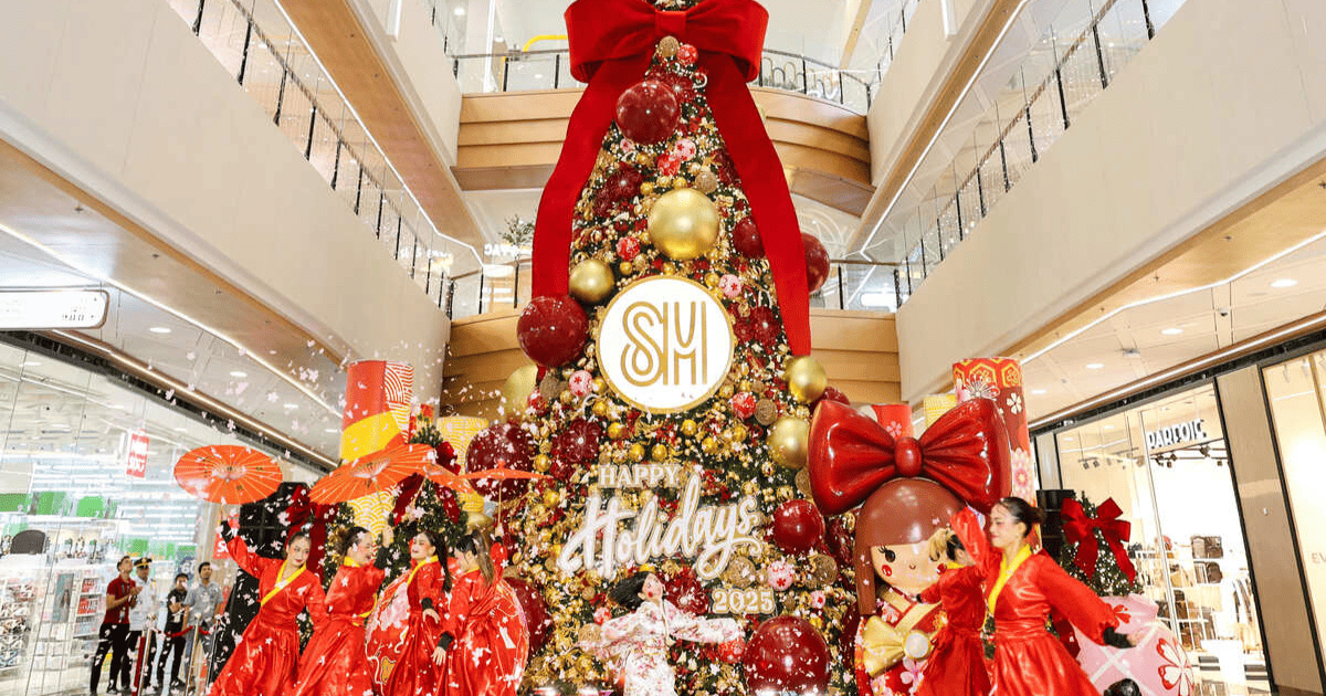 SM J Mall Illuminates the Holidays with “The Heart of Hikari”