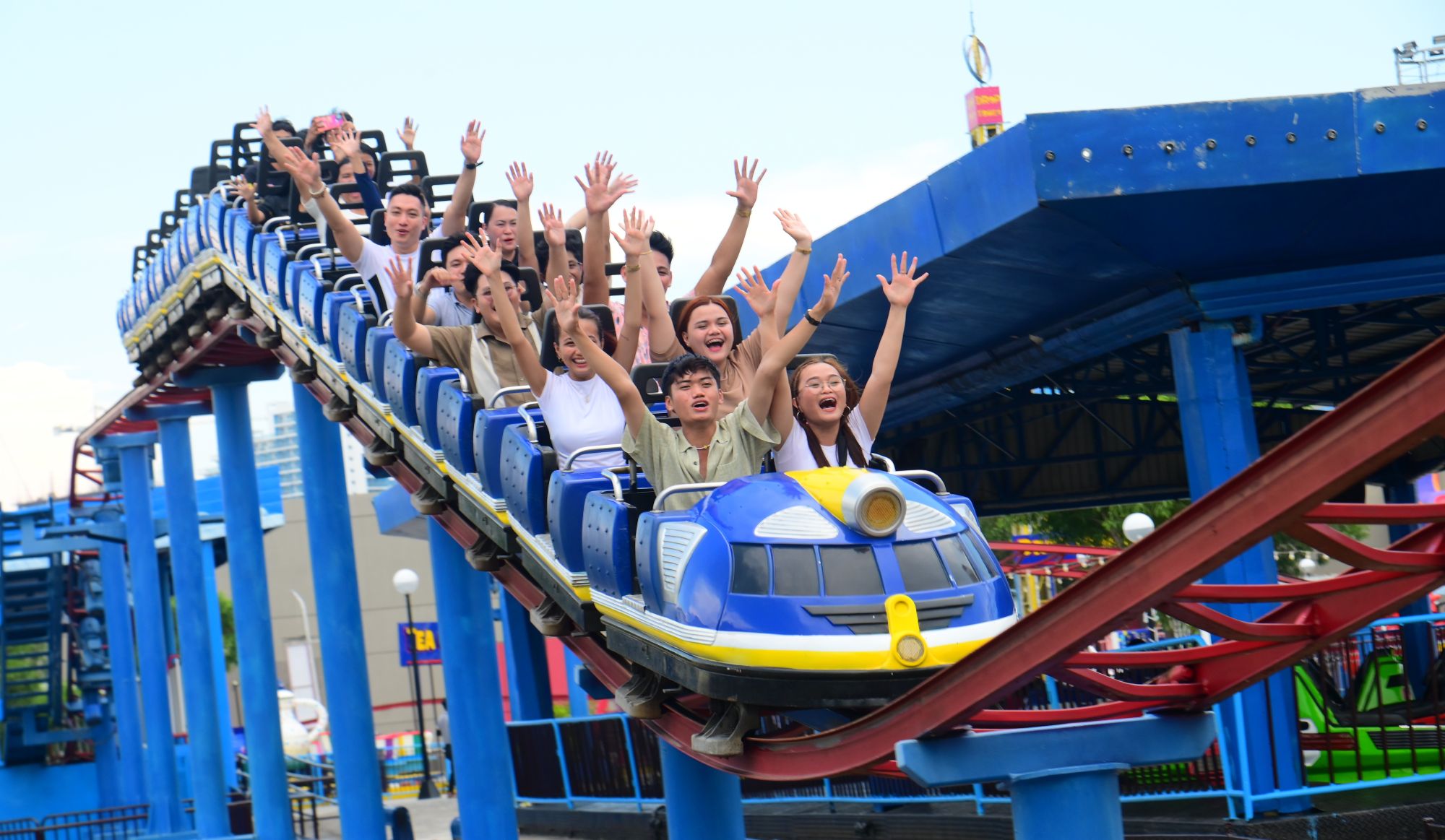 Ride-All-You-Can for Php 350? Skyranch and SM By the Bay Amusement Park has got you covered!