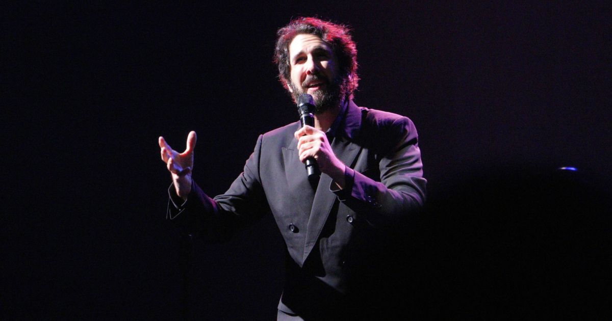SM MOA Arena welcomes Josh Groban for his comeback concert in Manila