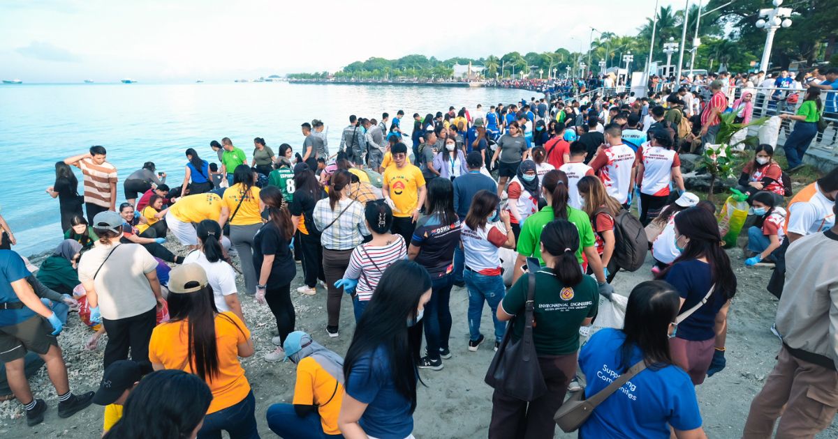 SM Cares to host largest mall-initiated International Coastal Cleanup with 32 malls nationwide